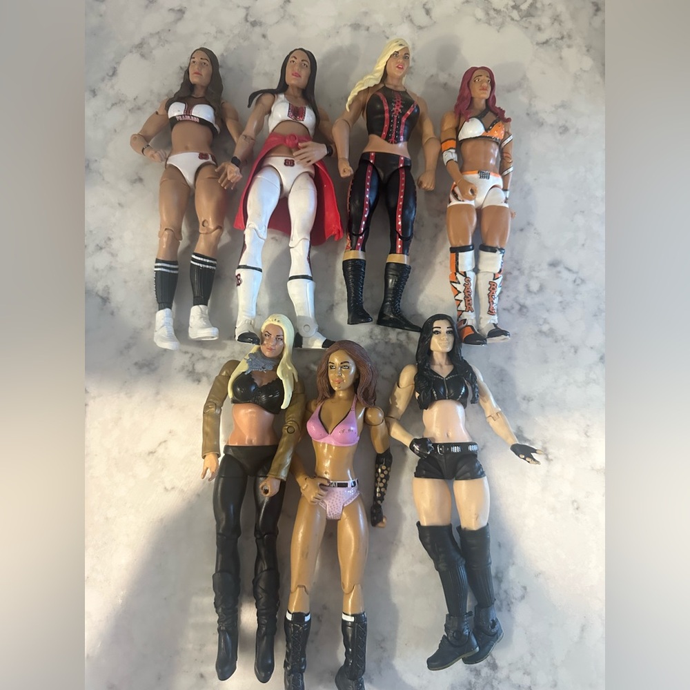 WWE Women’s Wrestling Action Figure Lot (7)– Divas/Elite Collection